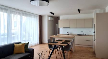 ZU VERMIETEN - 3-Zimmer-Wohnung Nitra – Piesková Straße, RIVIERA NITRA ZU VERMIETEN - 3-Zimmer-Wohnung Nitra – Piesková Straße, RIVIERA NITRA