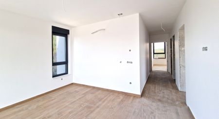 KROATIEN - 4-Zimmer-Ferienwohnung in wunderschöner Umgebung - PETRČANE KROATIEN - 4-Zimmer-Ferienwohnung in wunderschöner Umgebung - PETRČANE