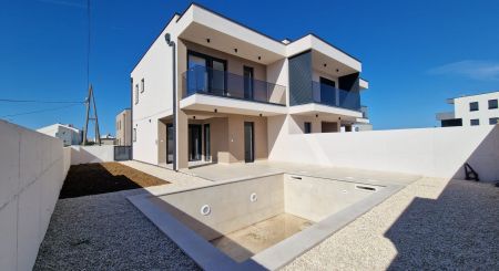 KROATIEN - Haus mit Pool - VRSI, Zadar KROATIEN - Haus mit Pool - VRSI, Zadar