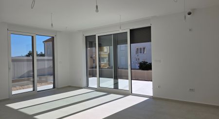 KROATIEN - 4- Zimmer Wohnung 80 m vom Meer entfernt - SRIMA, VODICE KROATIEN - 4- Zimmer Wohnung 80 m vom Meer entfernt - SRIMA, VODICE